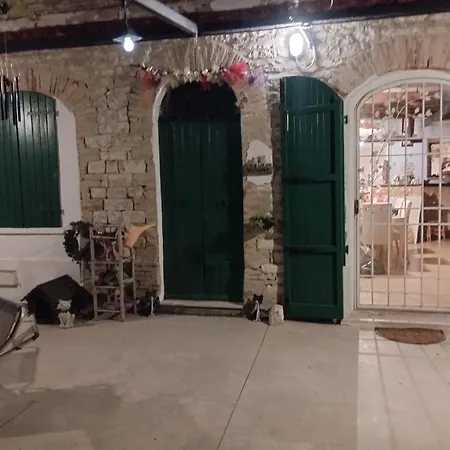 La Gallina A Pois 3* Montefelcino